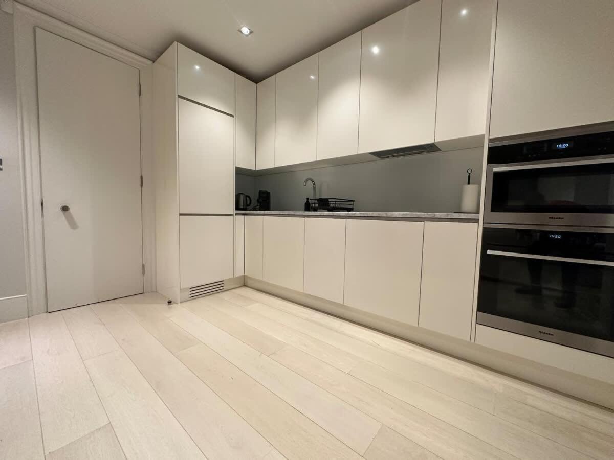 Sg, Chic Covent Garden Apartment Лондон Экстерьер фото
