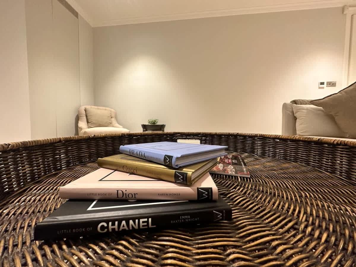 Sg, Chic Covent Garden Apartment Лондон Экстерьер фото
